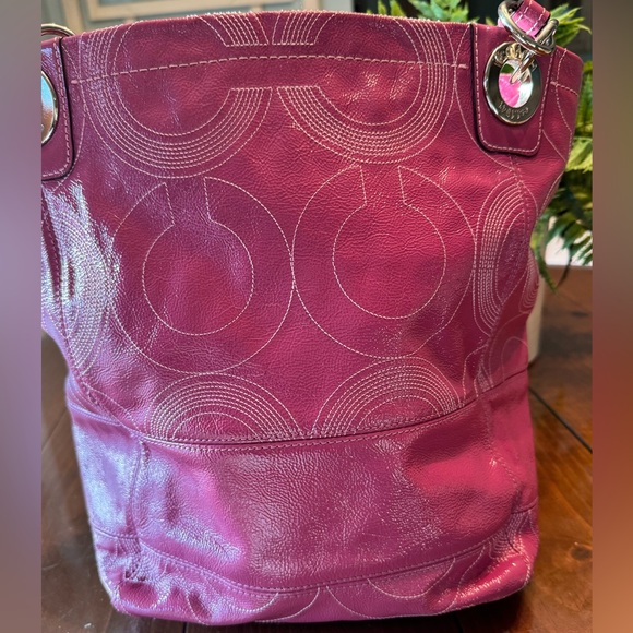Coach Alex Patent Leather Stitched Tote Bag Purse 
*Authentic* - Picture 6 of 10
